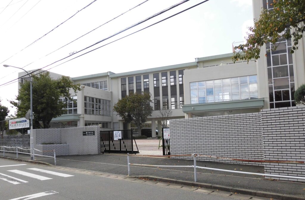 福岡市立横手中学校