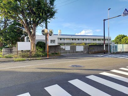 川崎市立西丸子小学校