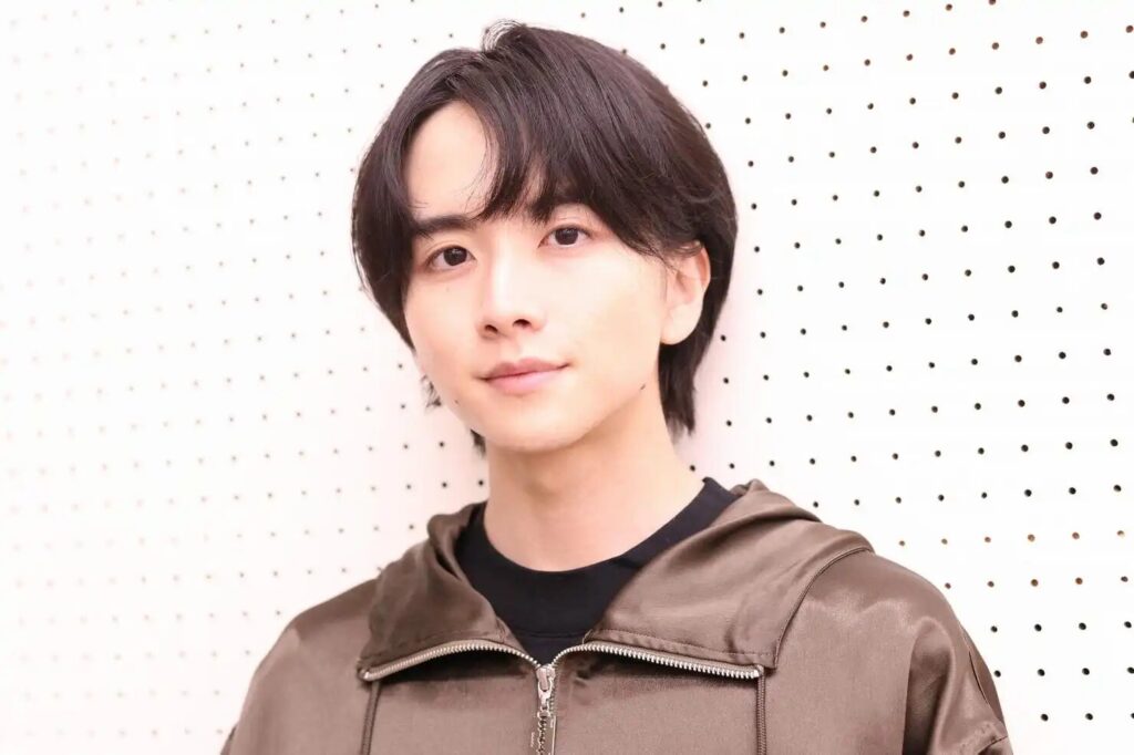 板垣李光人