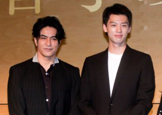 左・北村一輝 右・竹内涼真